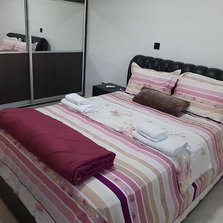 2 Bedroom Apartment-Mediterranean Type Пафос Екстериор снимка
