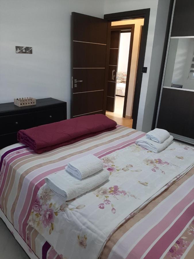 2 Bedroom Apartment-Mediterranean Type Пафос Екстериор снимка