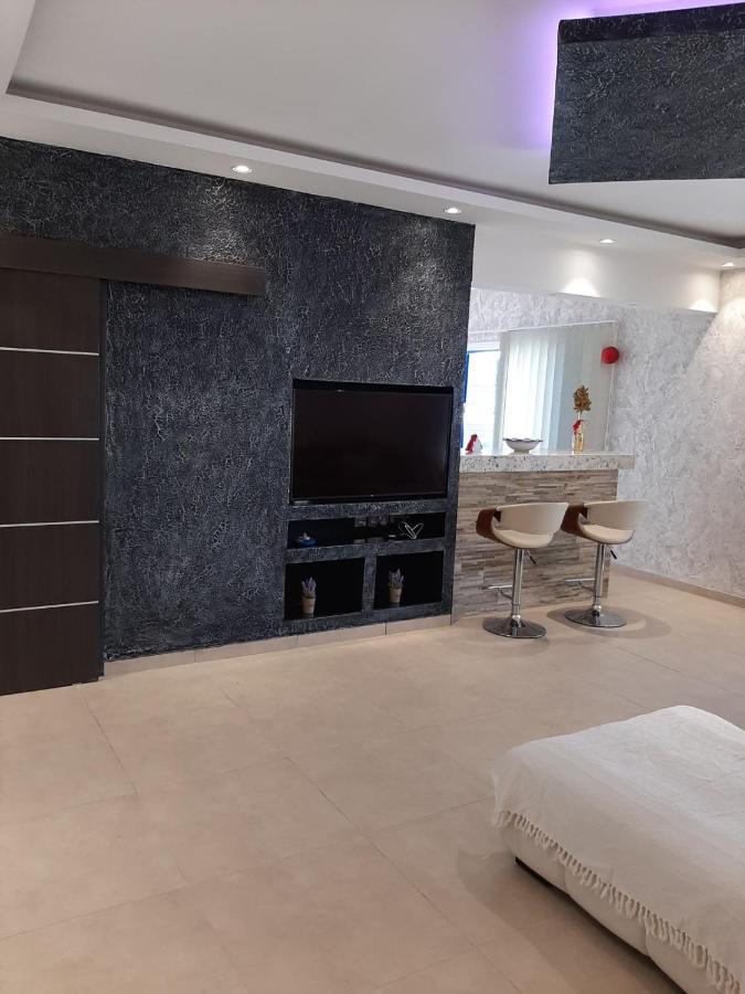 2 Bedroom Apartment-Mediterranean Type Пафос Екстериор снимка