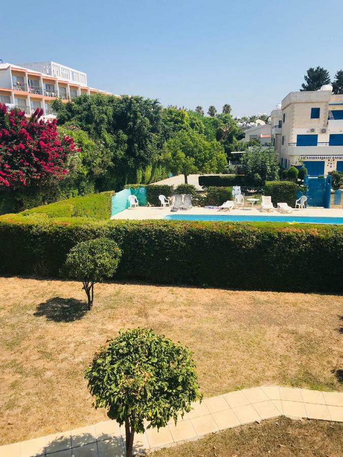 2 Bedroom Apartment-Mediterranean Type Пафос Екстериор снимка